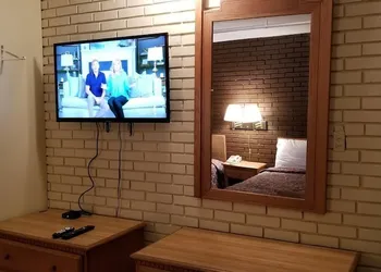 Americas Premier Inn hotel thumbnail 7