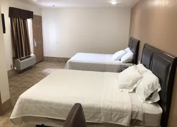 Topper Motel hotel thumbnail 8