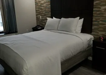 Hotel Nirvana hotel thumbnail 6