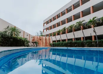 Royal Garden Reynosa hotel thumbnail 8