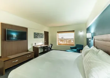 Holiday Inn Guadalajara Expo by IHG hotel thumbnail 5