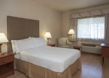 Holiday Inn Express Chihuahua by IHG hotel thumbnail 3