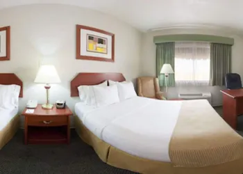Holiday Inn Express Chihuahua by IHG hotel thumbnail 6