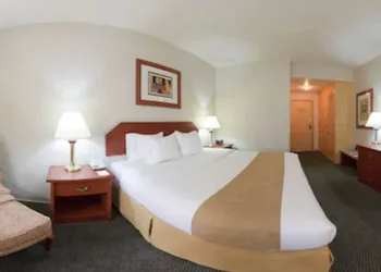 Holiday Inn Express Chihuahua by IHG hotel thumbnail 7