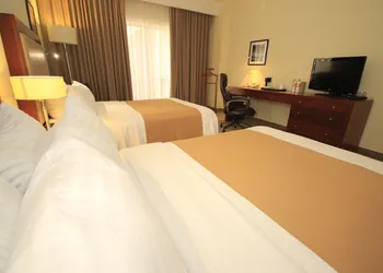 Holiday Inn Leon by IHG hotel thumbnail 4