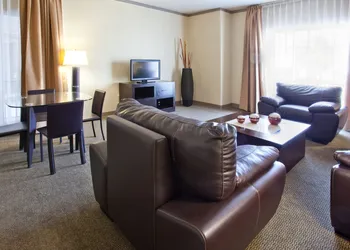 Holiday Inn Leon by IHG hotel thumbnail 5