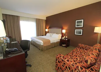 Holiday Inn Leon by IHG hotel thumbnail 8