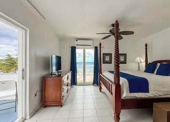 Palms Resort and Beach hotel thumbnail 5