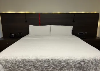 Holiday Inn Express Mexico Aeropuerto by IHG hotel thumbnail 8