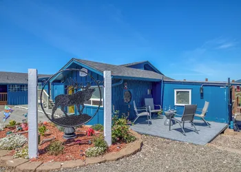 Moolack Shores Inn hotel thumbnail 2