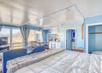 Moolack Shores Inn hotel thumbnail 6