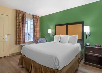 Extended Stay America Suites Seattle Bellevue Factoria hotel thumbnail 4