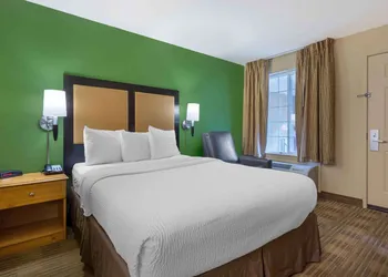 Extended Stay America Suites Seattle Bellevue Factoria hotel thumbnail 7