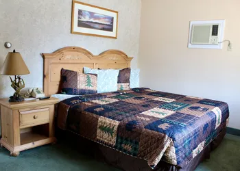 Lake Haven Motel hotel thumbnail 3