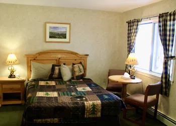 Lake Haven Motel hotel thumbnail 4