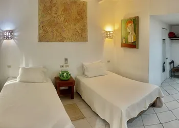 Hotel OaxaCalli hotel thumbnail 6