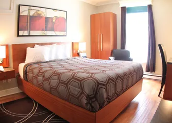 Unilofts Grande-Allée hotel thumbnail 7