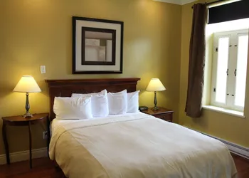 Unilofts Grande-Allée hotel thumbnail 8