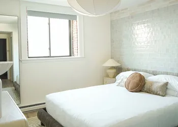 The Bow Hotel hotel thumbnail 8
