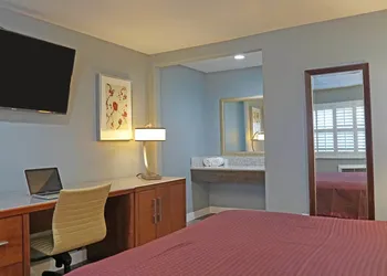 Del Mar Motel hotel thumbnail 5