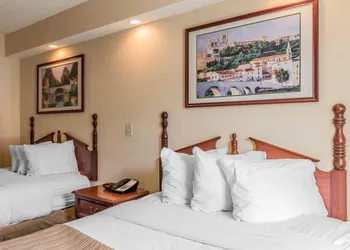 Rodeway Inn Sylacauga Hwy 280 hotel thumbnail 6