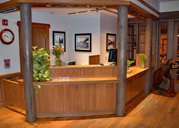 National Park Inn hotel thumbnail 2