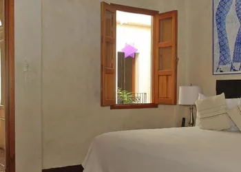 Casa Catrina hotel thumbnail 3
