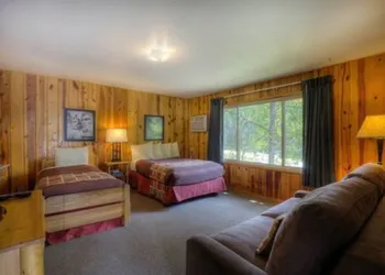 Powder House Lodge hotel thumbnail 7