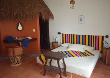 Lo Nuestro Petit Hotel hotel thumbnail 3