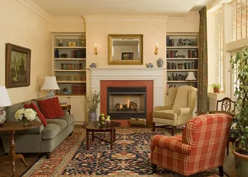 Lake Opechee Inn and Spa hotel thumbnail 2