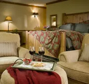 Lake Opechee Inn and Spa hotel detail image 4