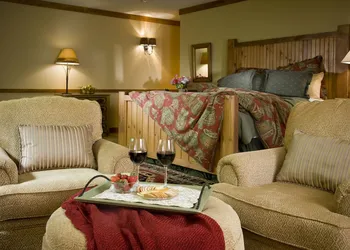 Lake Opechee Inn and Spa hotel thumbnail 4