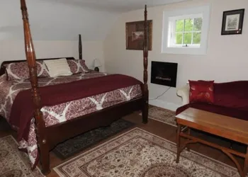 Magnolia Manor B&B Inn hotel thumbnail 7