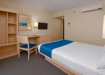 City Express by Marriott Puebla Finsa hotel thumbnail 8