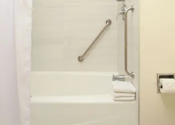 Holiday Inn Express Torreon by IHG hotel thumbnail 5