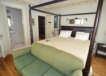 Far View - A Bed & Breakfast Estate hotel thumbnail 3