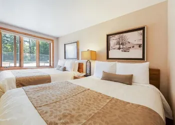 Chanticleer Inn hotel thumbnail 3