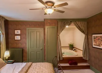 Astor House hotel thumbnail 5