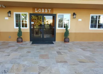 Quality Inn Escondido San Diego North County hotel thumbnail 2