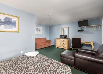 Hotel Charlee Villas by the Beach hotel thumbnail 8