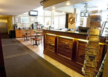 DeSoto Beach Hotel hotel thumbnail 3
