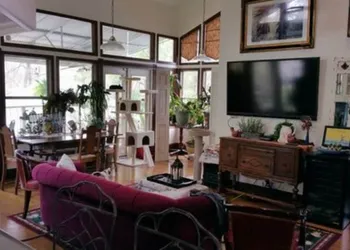 Fig Tree Manor hotel thumbnail 2