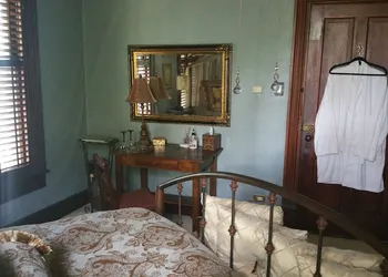 Fig Tree Manor hotel thumbnail 7