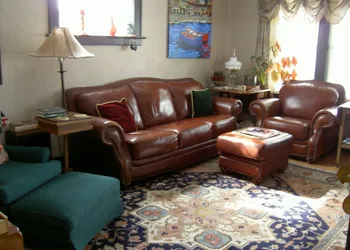 Gallagher's Irish Rose hotel thumbnail 2
