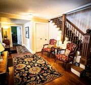 Twin Oaks Inn hotel detail image 3