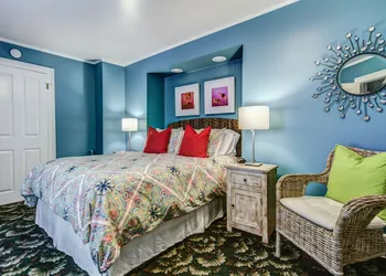 Twin Oaks Inn hotel thumbnail 8