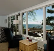 Looking Glass Beachfront Inn hotel detail image 4