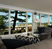 Looking Glass Beachfront Inn hotel detail image 5