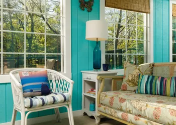 Looking Glass Beachfront Inn hotel thumbnail 6