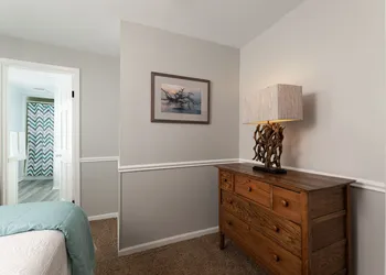Looking Glass Beachfront Inn hotel thumbnail 8